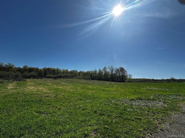 Route 32 S , Modena, NY 12548