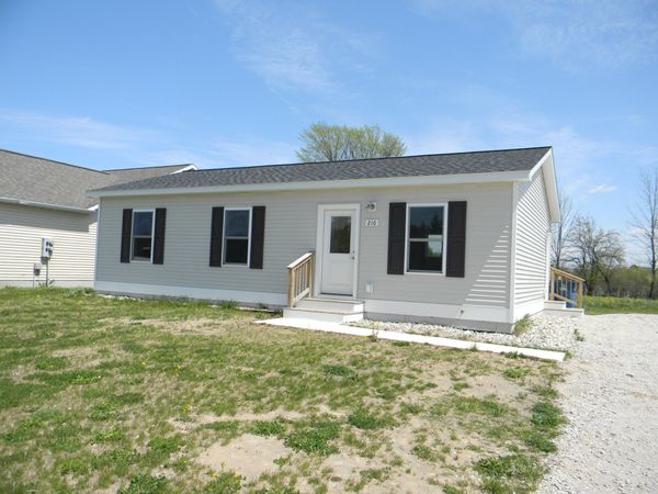 210 Taylors Court, Scottville, MI 49454
