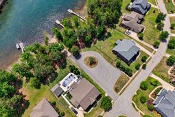 745 Xander Way  photo 4