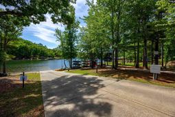 745 Xander Way  photo 4