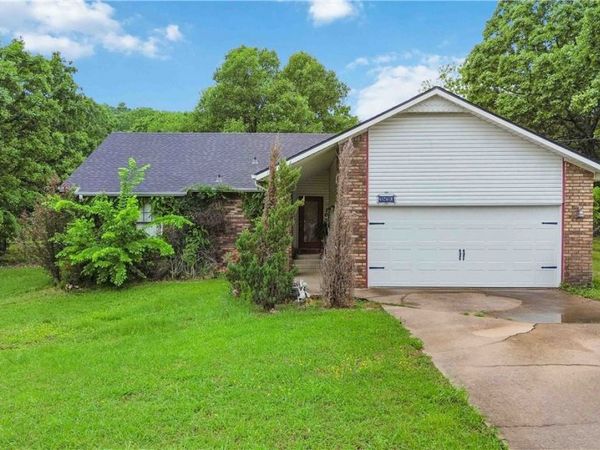 3830 Primrose Lane, Springdale, AR 72764