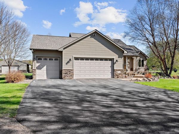 9711 234th Lane NE, Stacy, MN 55079