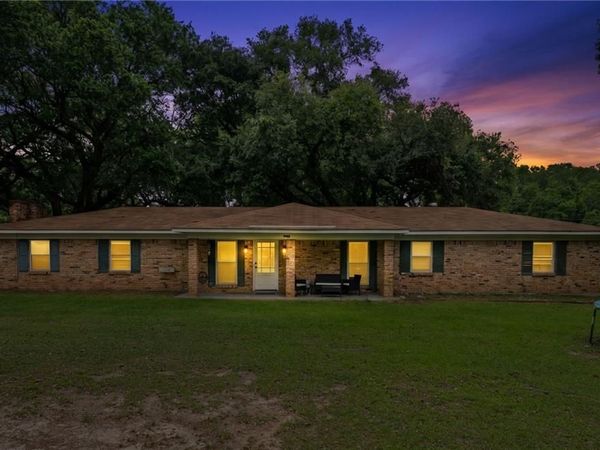 8771 Padgett Switch Road , Irvington, AL 36544