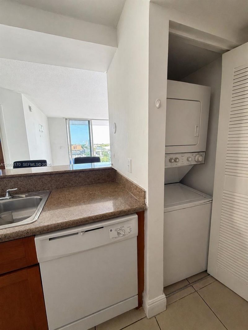 219 NW 12th Ave , Unit 709, Miami, FL 33128 Photo