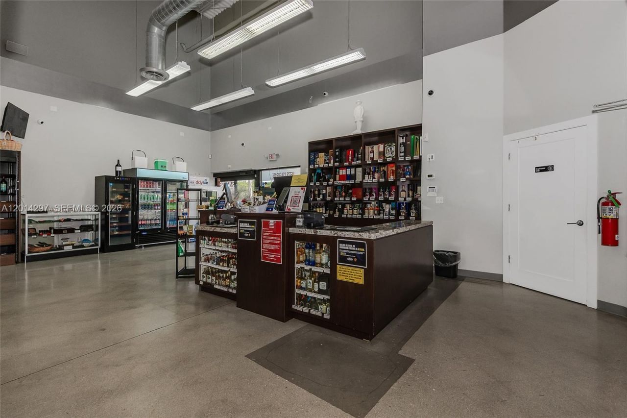17173 Pines Blvd , Pembroke Pines, FL 33027 Photo