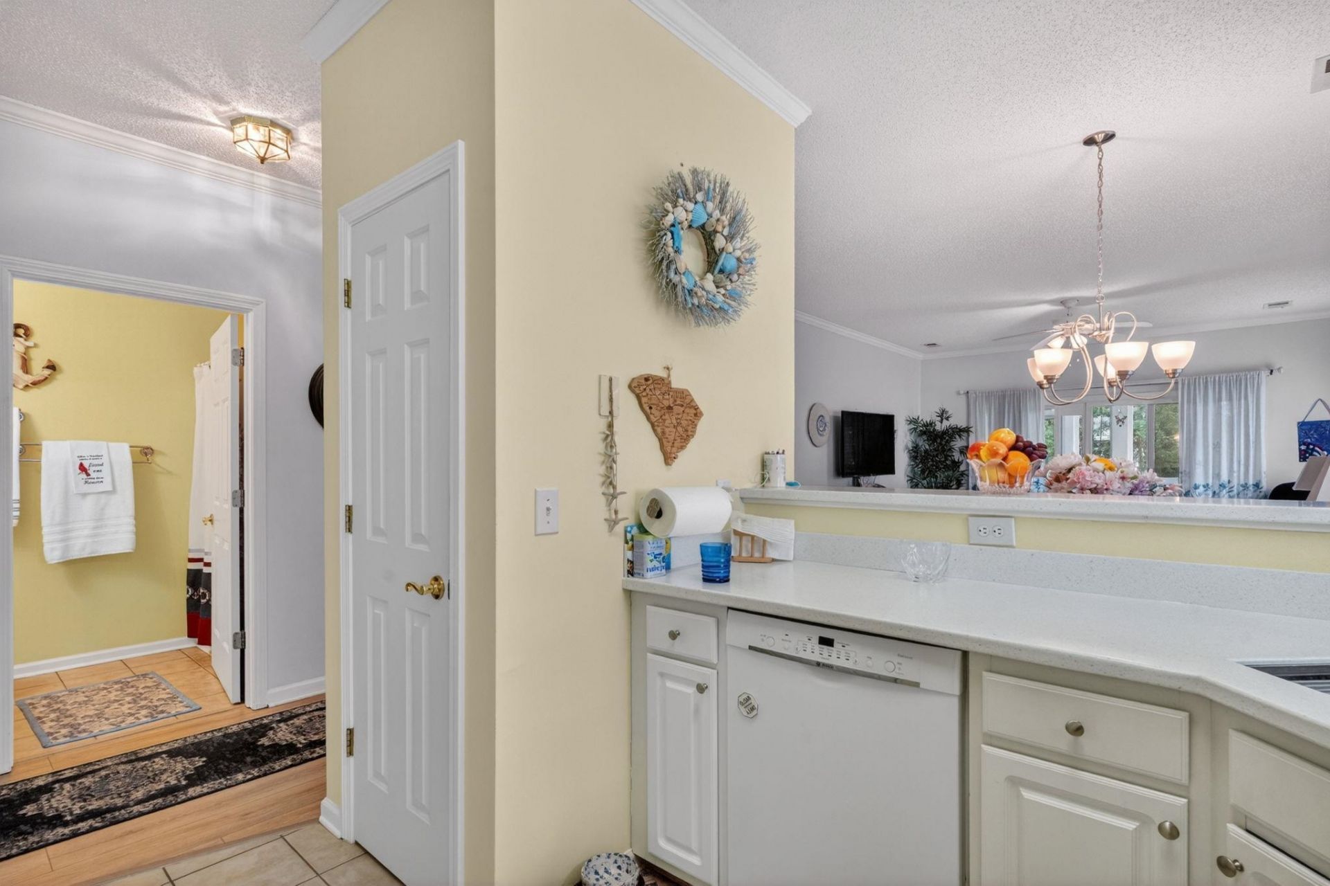 750 Charter Dr.  Photo 14