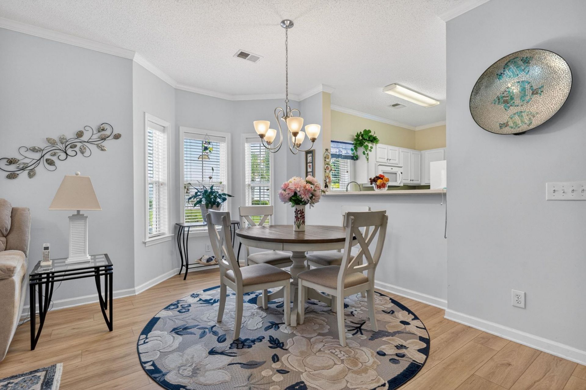 750 Charter Dr.  Photo 17