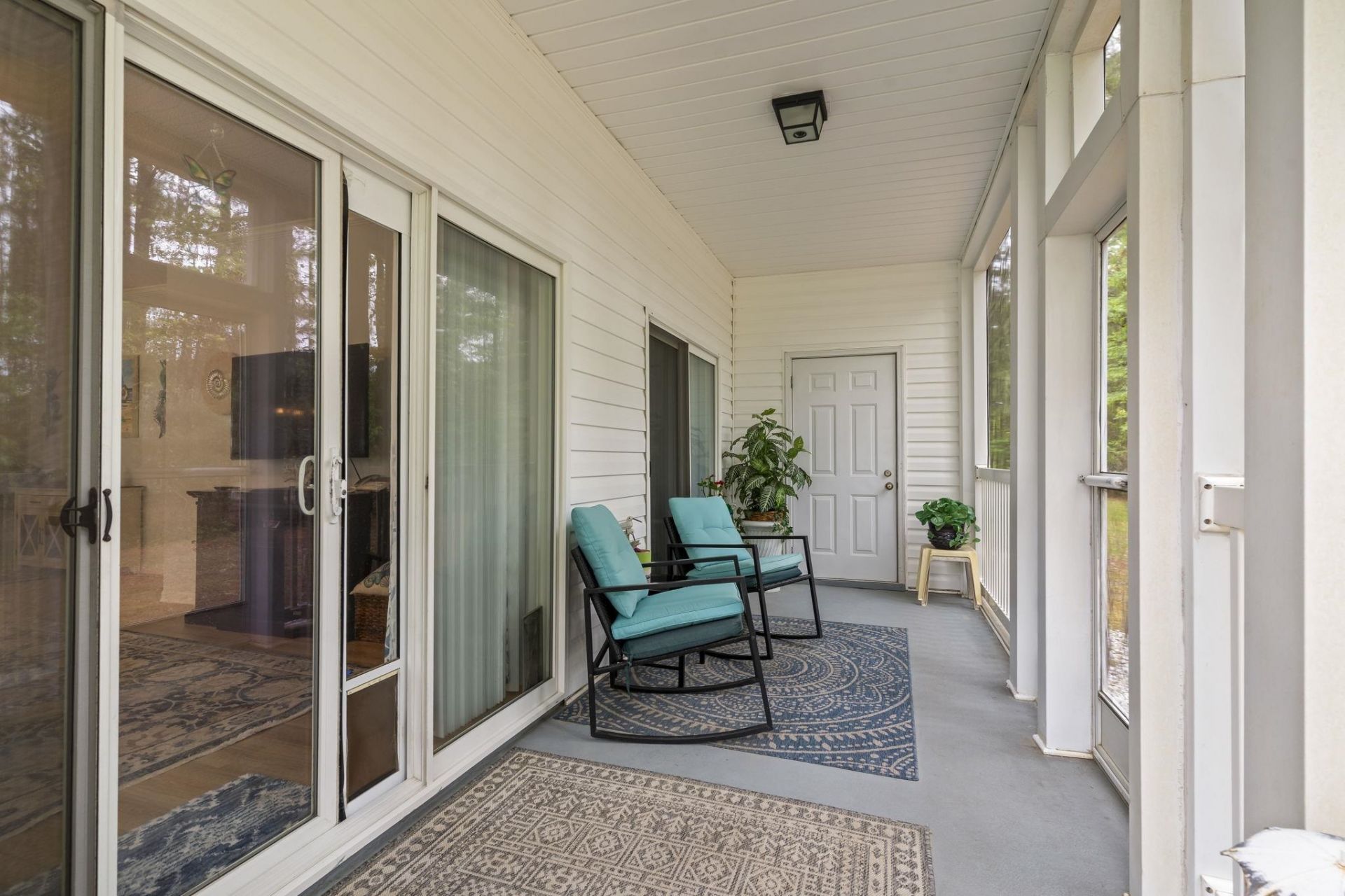 750 Charter Dr.  Photo 30