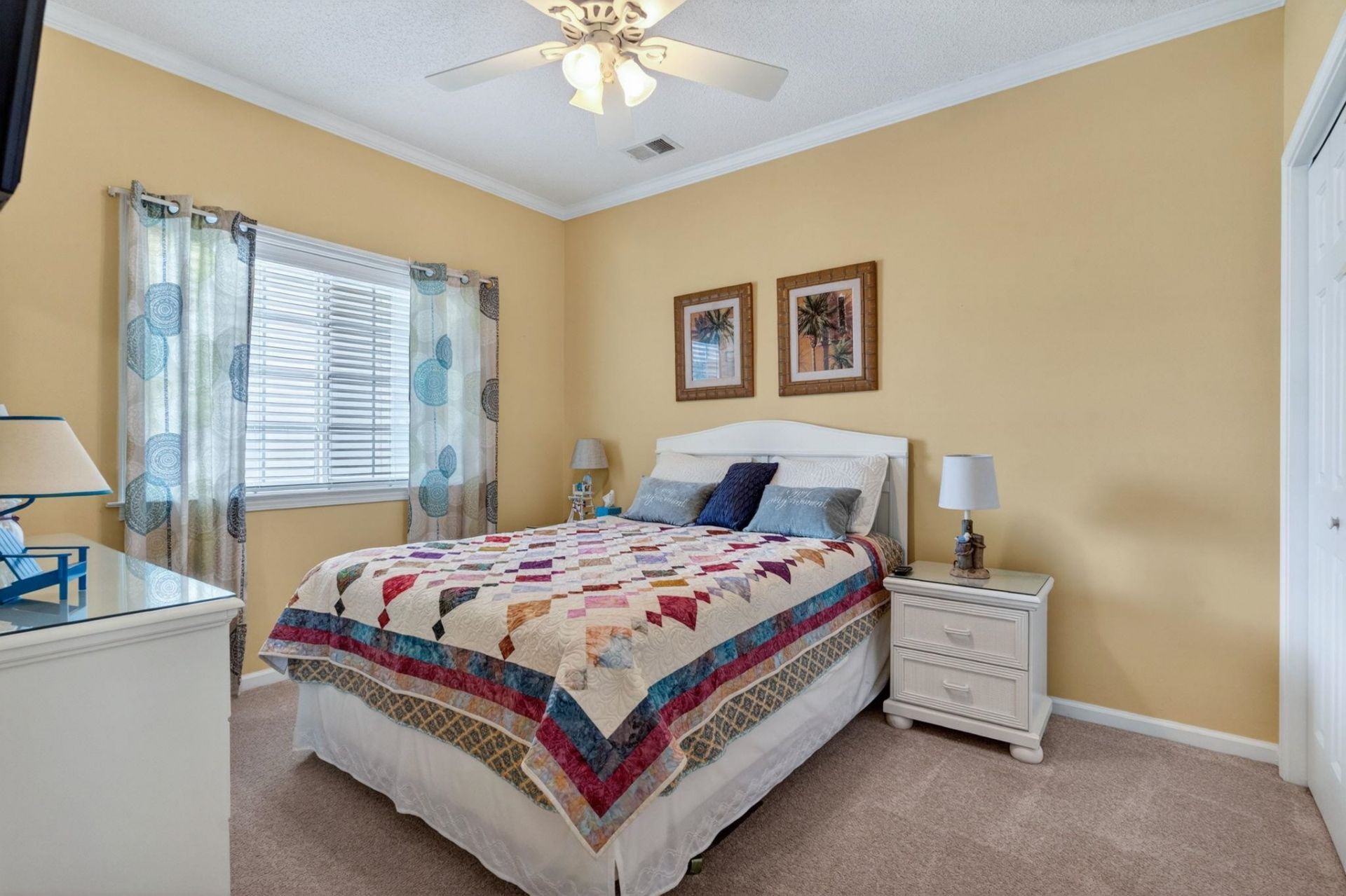 750 Charter Dr.  Photo 8