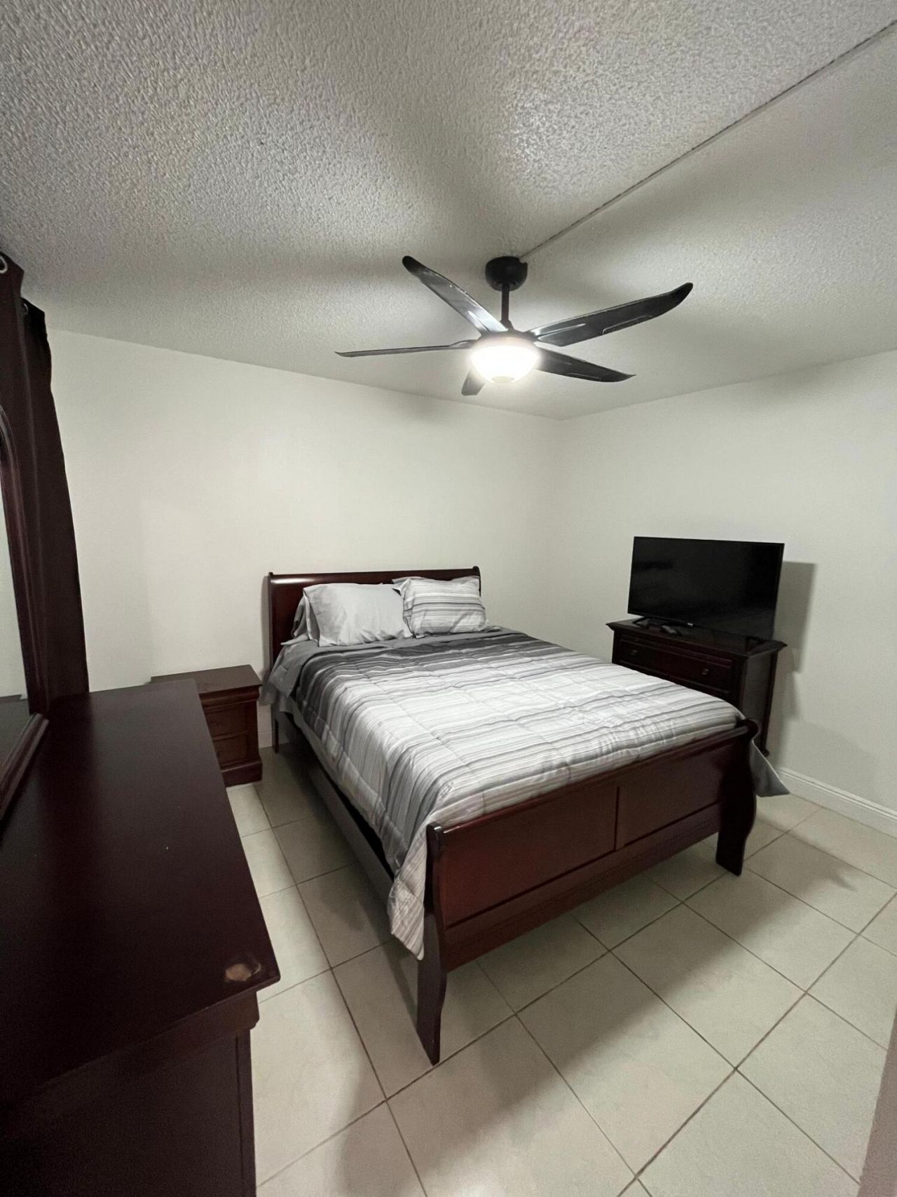 7041 Environ Boulevard, Unit 127, Lauderhill, FL 33319 Photo