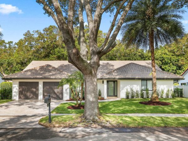 3901 NW 27th Avenue, Boca Raton, FL 33434