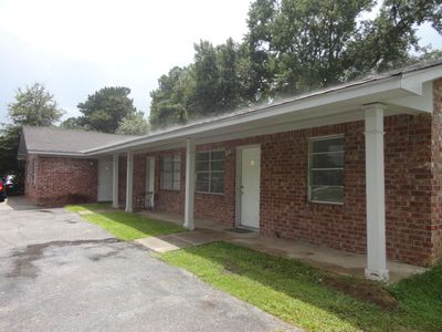 1160 Boone Hill Road, Unit B, Summerville, SC 29483