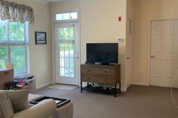 45 Sycamore Avenue photo 4