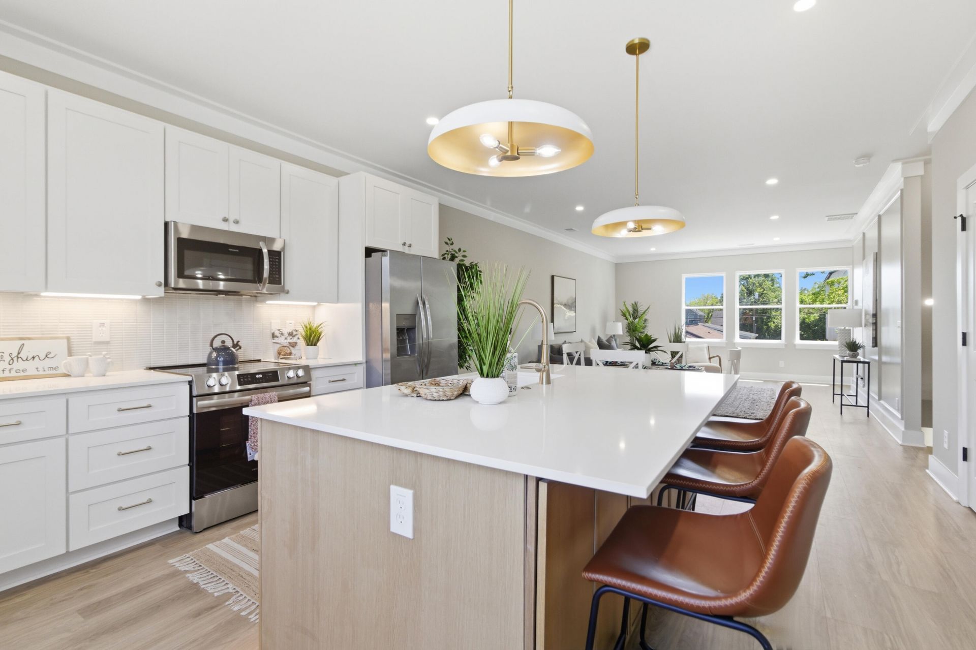 2009 Arbutus Avenue Photo 11