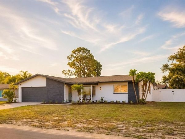 8601 139TH STREET , SEMINOLE, FL 33776