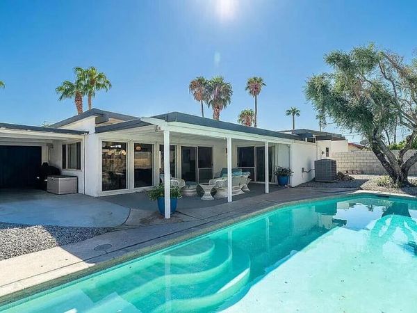 2223 N Magnolia Road, Palm Springs, CA 92262