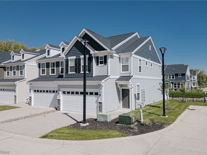 27652 Serviceberry Court, Westlake, OH 44145 Photo 2