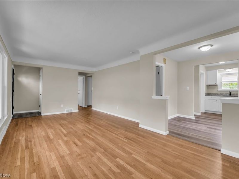 29210 Green Drive, Willowick, OH 44095 Photo 5