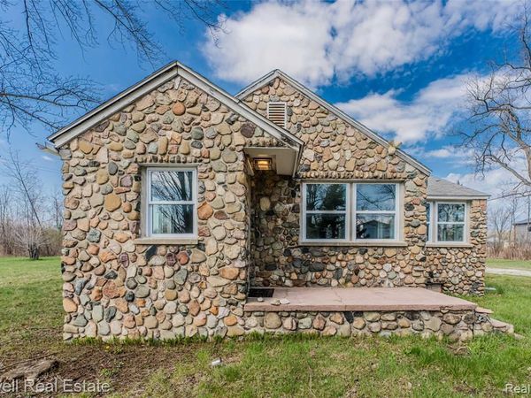4118 Griswold Road, Port Huron, MI 48060