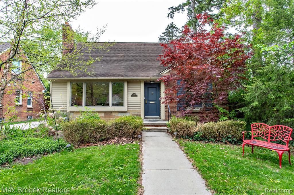 12769 Lasalle Lane, Huntington Woods, MI 48070 Main Photo