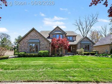 50492 Heatherwood Lane, Shelby Twp, MI 48317