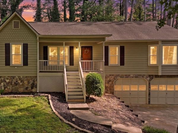 197 Presidential Drive, Dallas, GA 30157