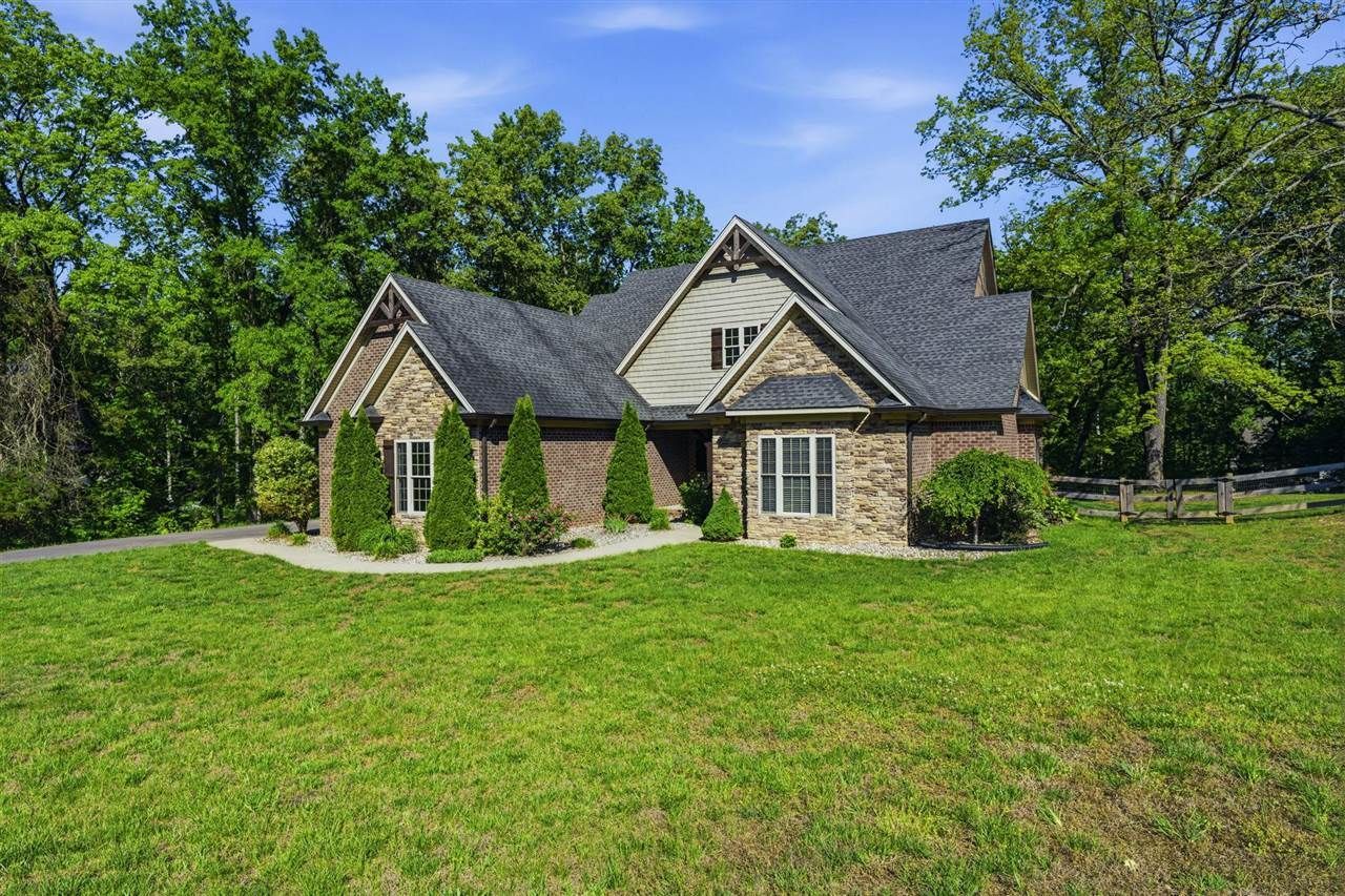 441 Doe Crossing Drive , Smiths Grove, KY 42171 Main Photo