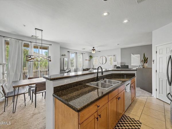 1250 S RIALTO, Unit 44, Mesa, AZ 85209