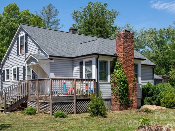 828 Jamestown Road , Morganton, NC 28655