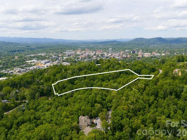 101 Reservoir Road, Asheville, NC 28803