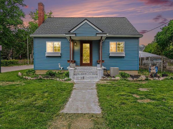 219 W Patterson Street, Lakeville, IN 46536