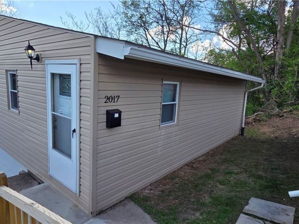 2017 Woodmont Ave, New Kensington, PA 15068
