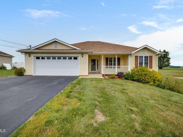 115 Spider Barnes Road, Jonesborough, TN 37659