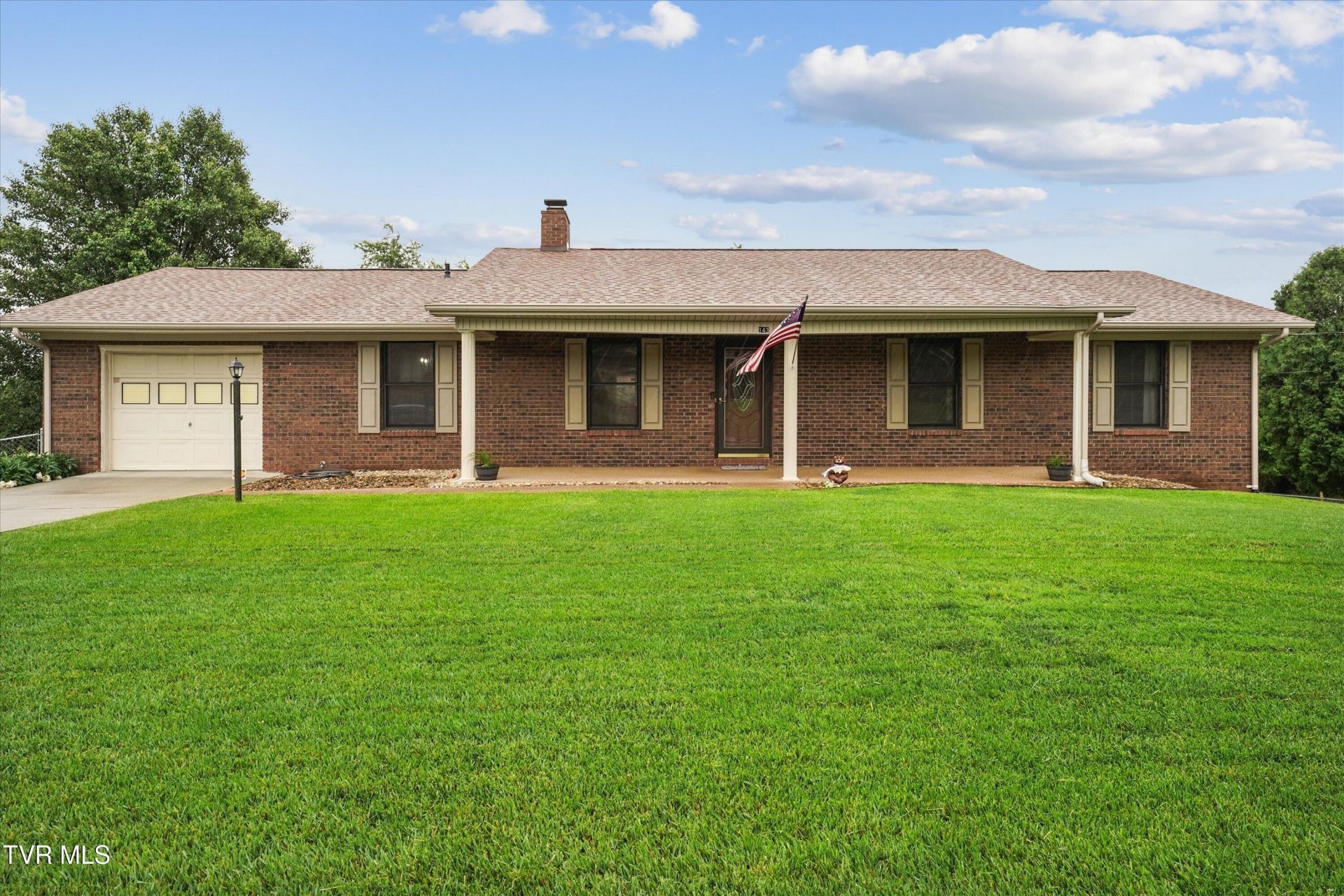 143 Barbara Drive, Talbott, TN 37877 Main Photo