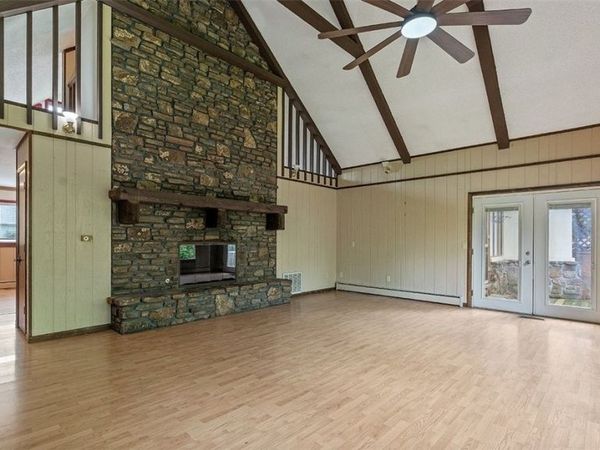 2322 Cheyenne Trail, Springdale, AR 72762