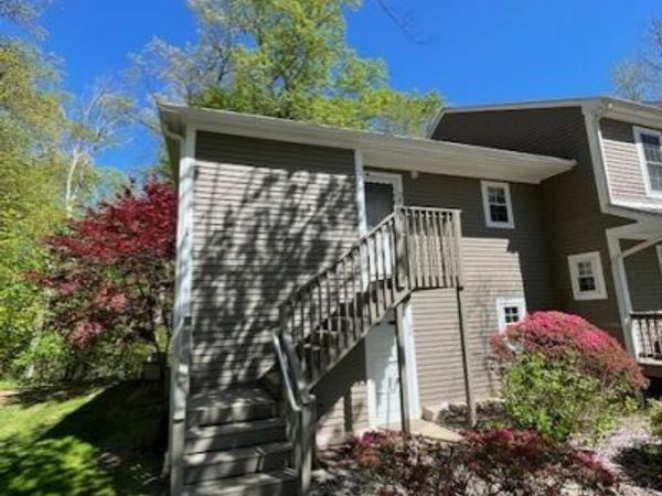 53 Brushy Plain, Unit 9F, Branford, CT 06405