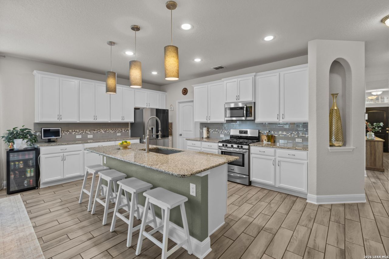 22411 Akin Hts, San Antonio, TX 78261 Main Photo