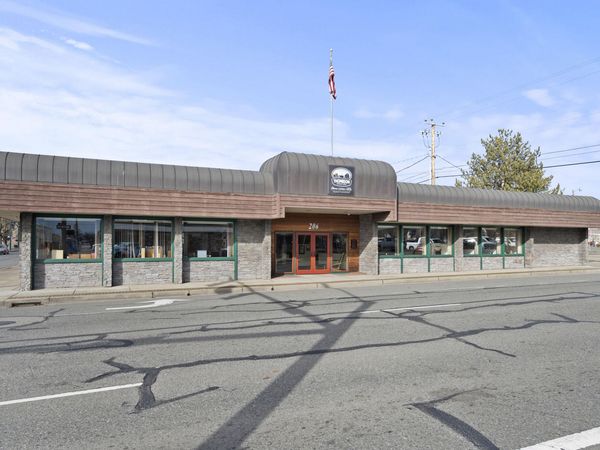 206 NE 7th Street, Grants Pass, OR 97526