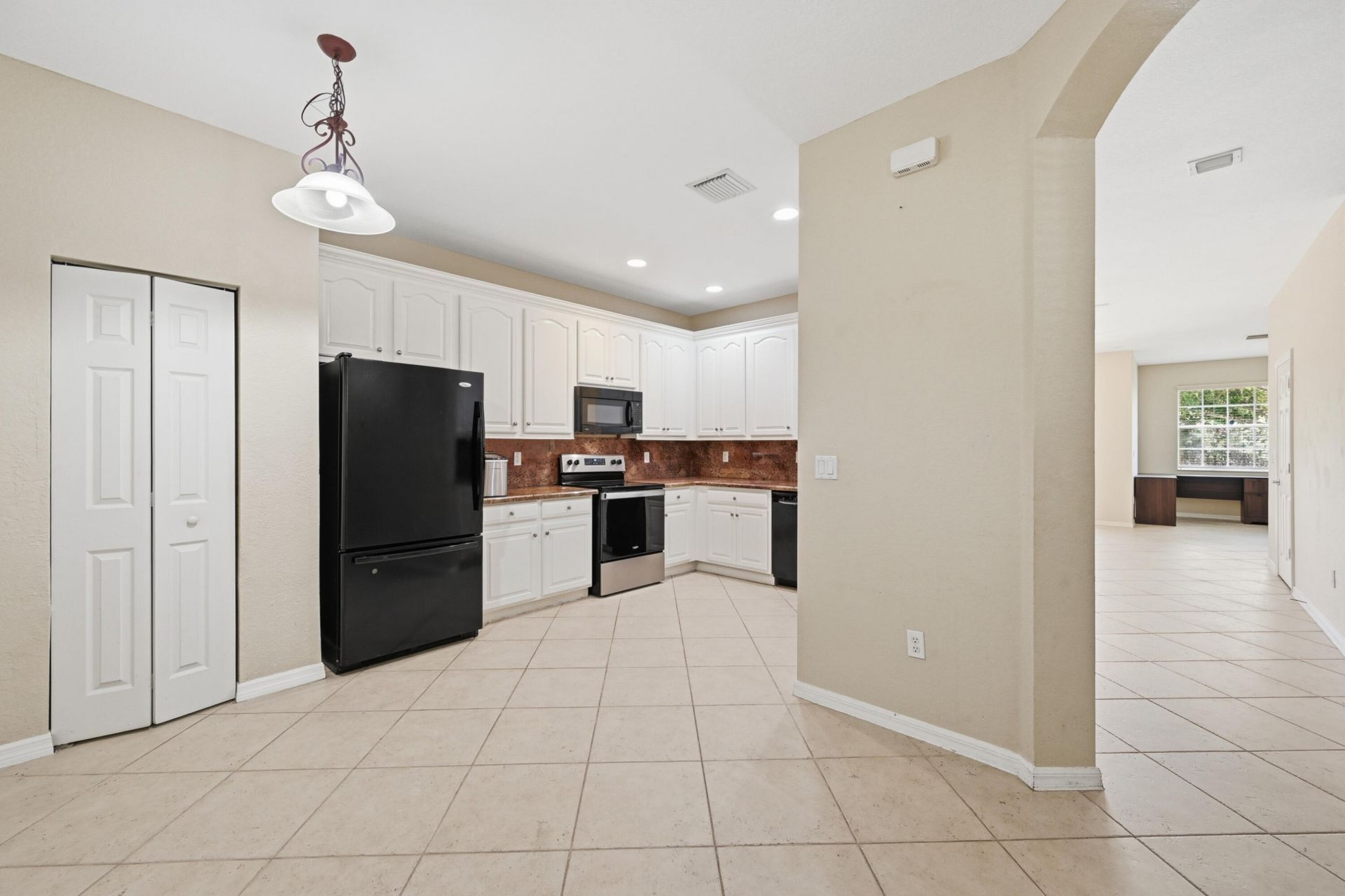 9056 Plymouth Place, Tamarac, FL 33321 Photo
