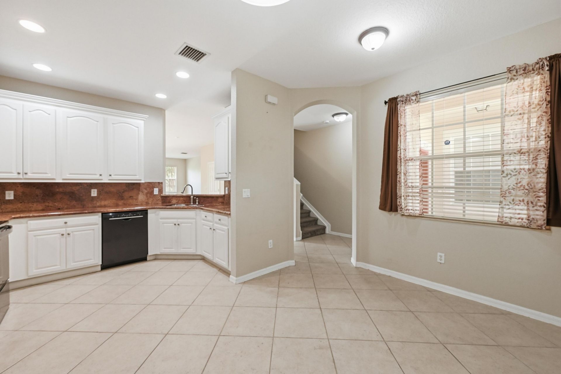 9056 Plymouth Place, Tamarac, FL 33321 Photo