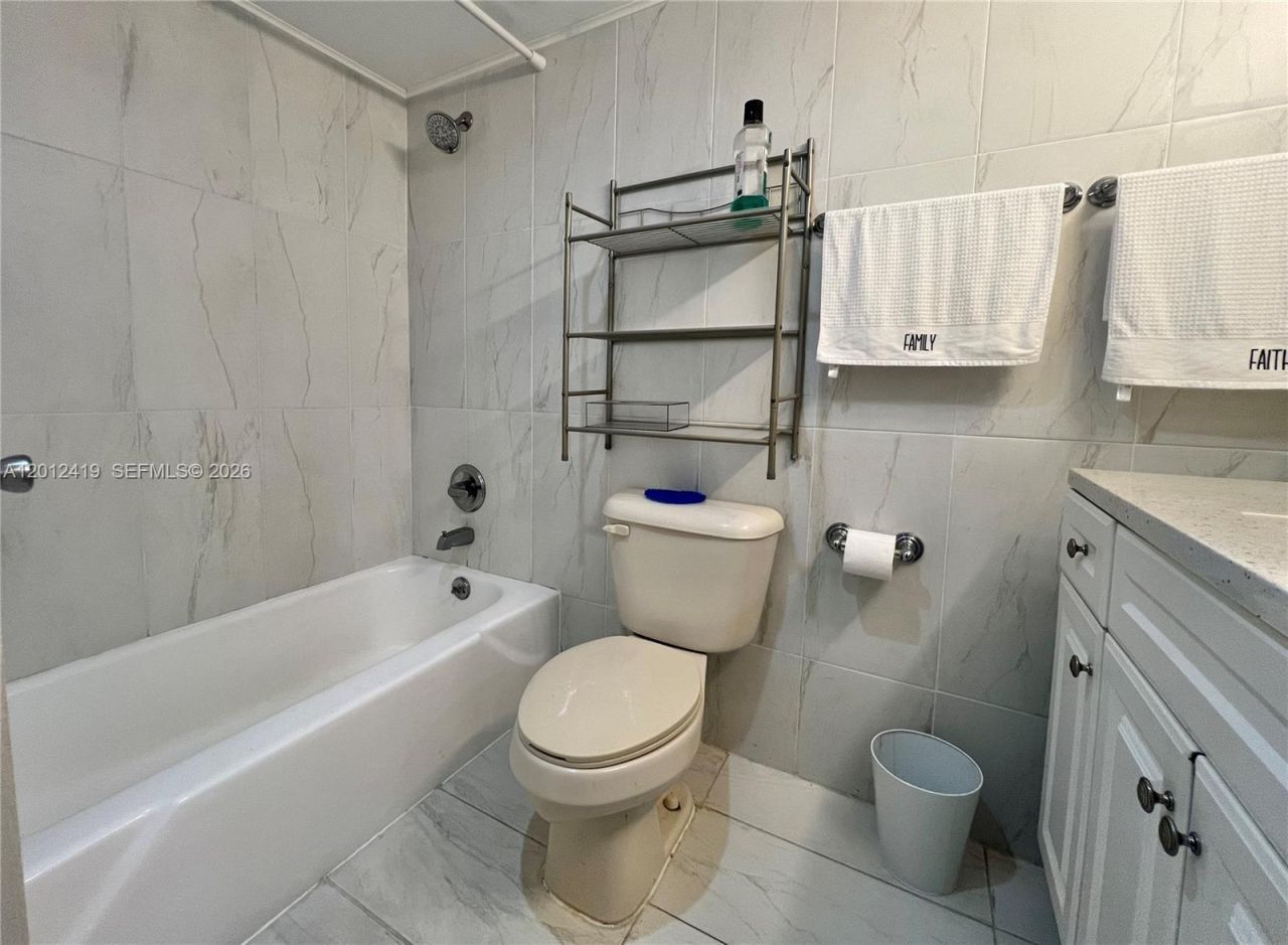 1801 S Ocean Dr , Unit 535, Hallandale Beach, FL 33009 Photo