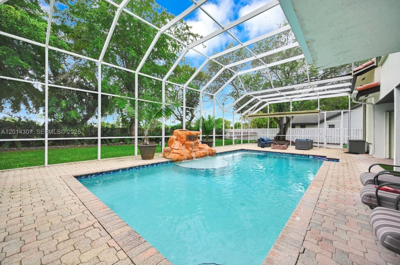 9866 SW 111th Ter , Miami, FL 33176 Photo