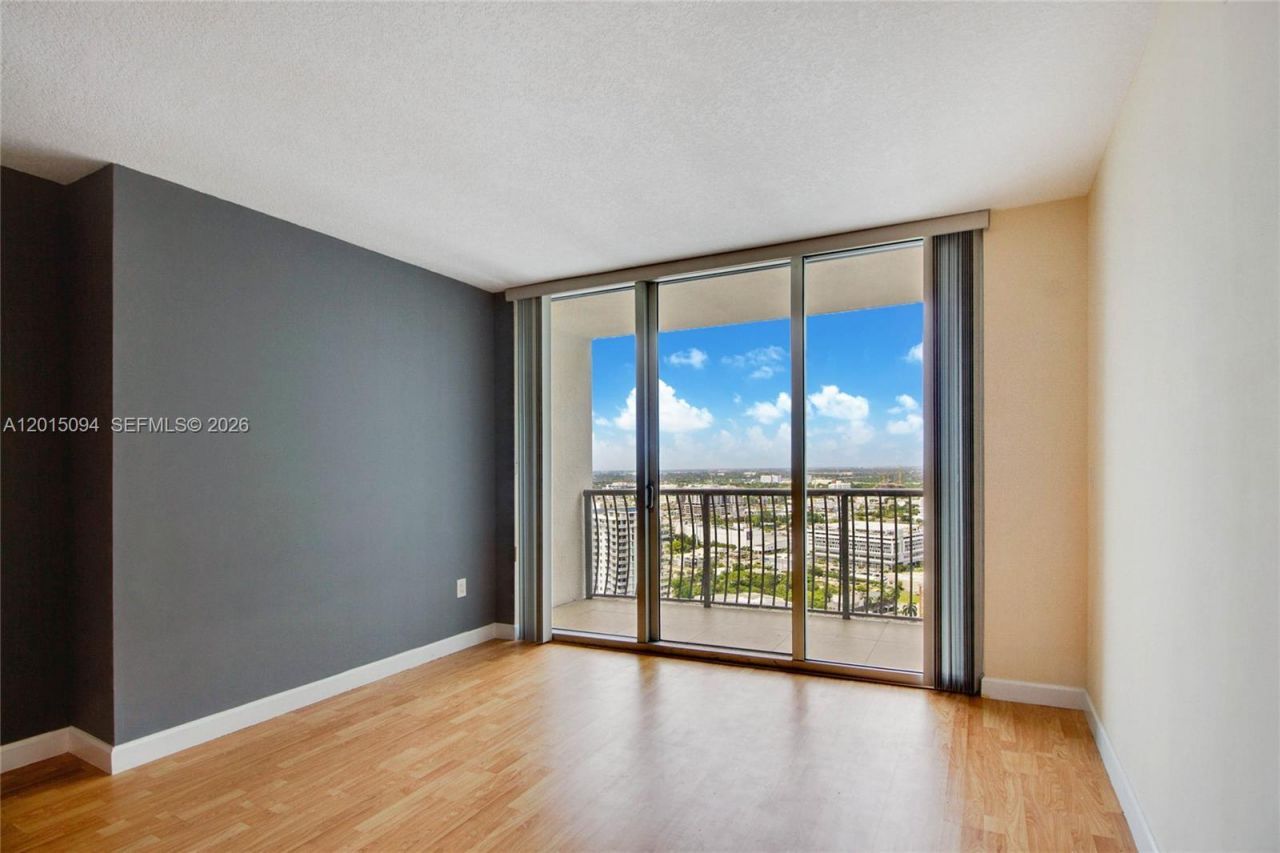 1750 N Bayshore Dr, Unit 3111, Miami, FL 33132 Photo