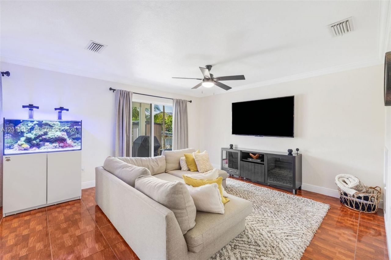 9288 NW 55th St, Sunrise, FL 33351 Photo
