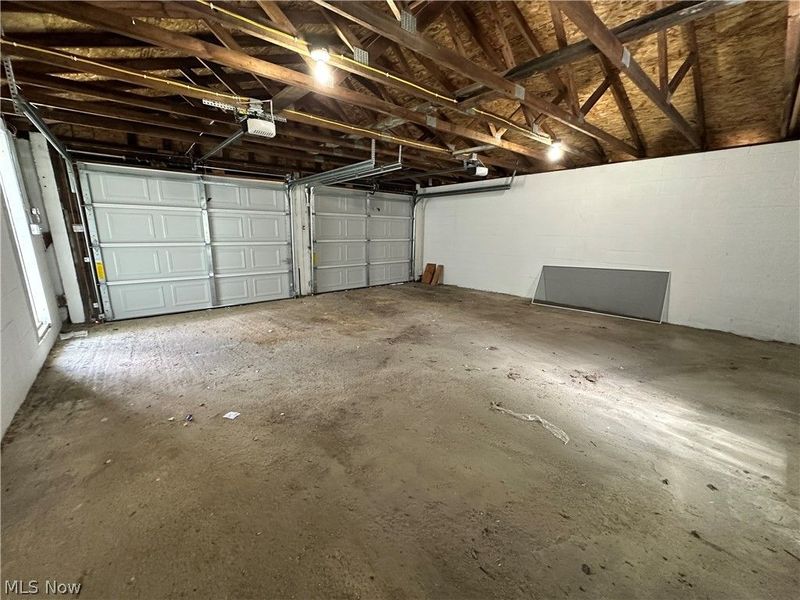 2502 Stocker Avenue, Youngstown, OH 44505 Photo 19