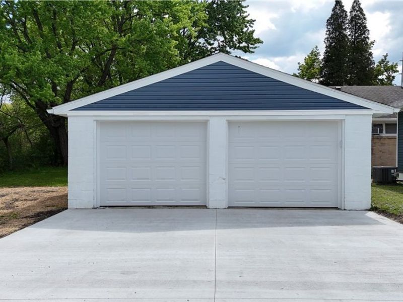 2502 Stocker Avenue, Youngstown, OH 44505 Photo 3