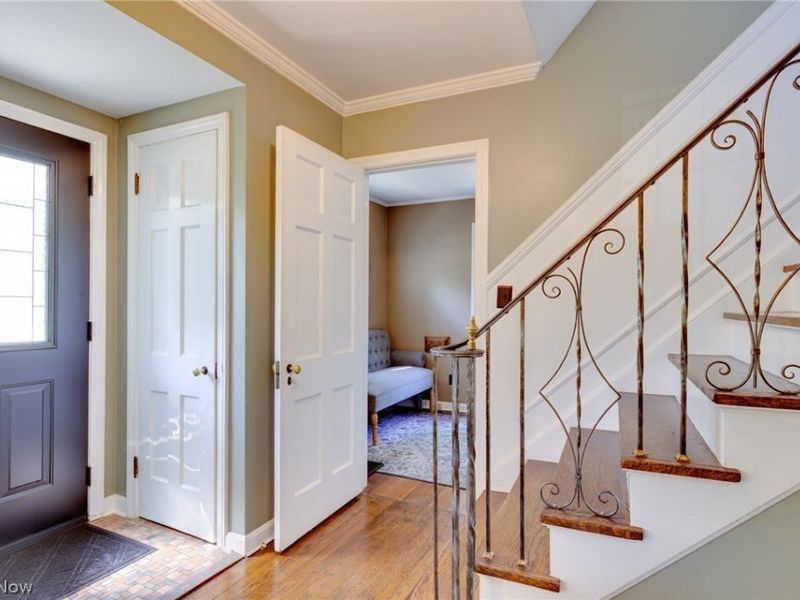 3655 Traver Road, Shaker Heights, OH 44122 Photo 2