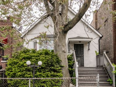 5326 W Van Buren Avenue, Chicago, IL 60644