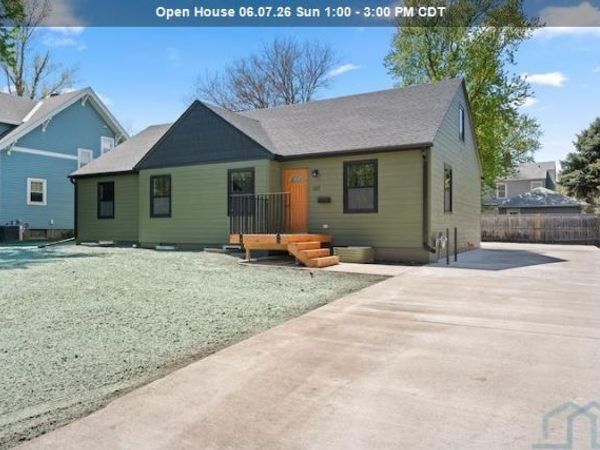 323 Linden, Vermillion, SD 57069