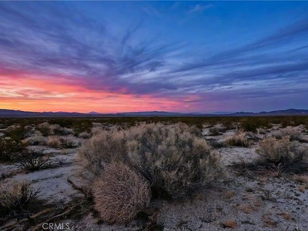 1 Topanga Street, Newberry Springs, CA 92365